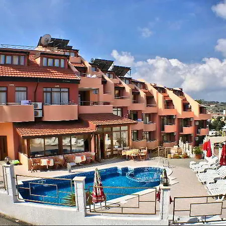 Apolis Otel Süzebolu