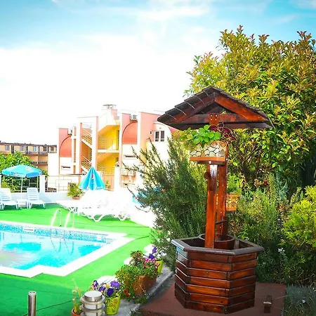Hotel Apolis 3*