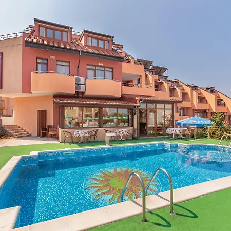 аполис Хотел