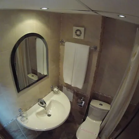 Hotell Apolis 3*